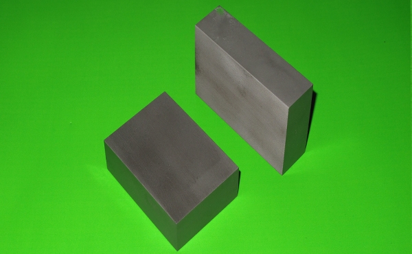 High-strength double-sided machine wire tooth plate